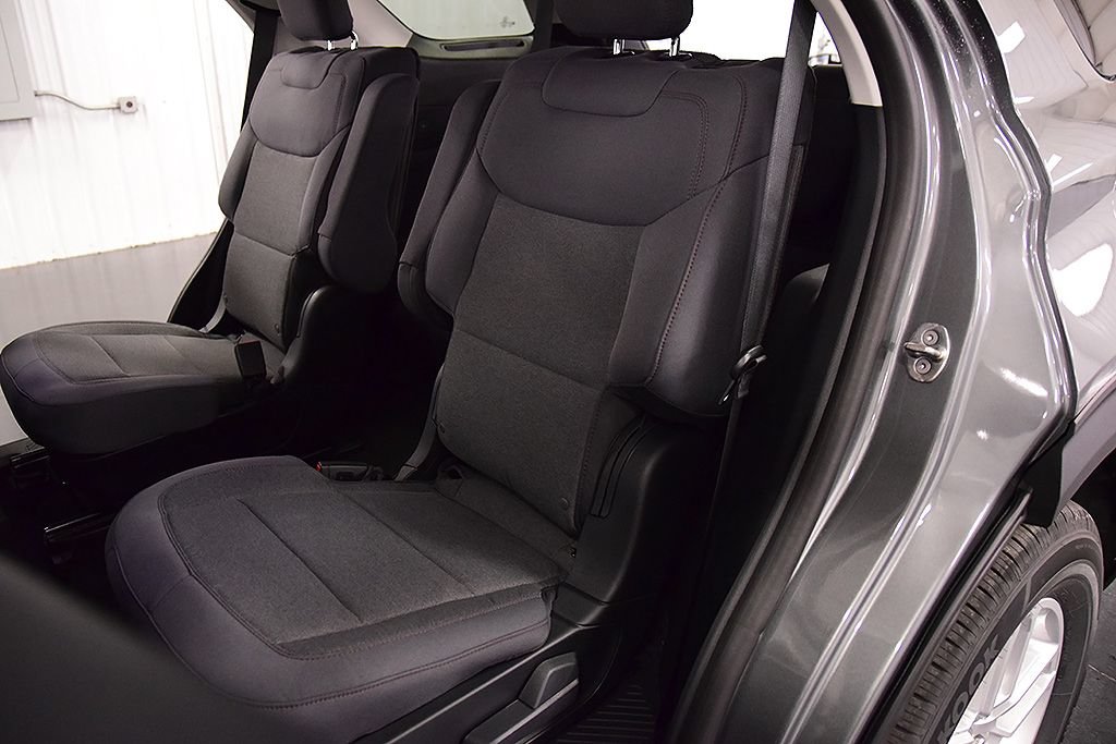 New 2026 Ford Explorer Active AWD/4WD image 32