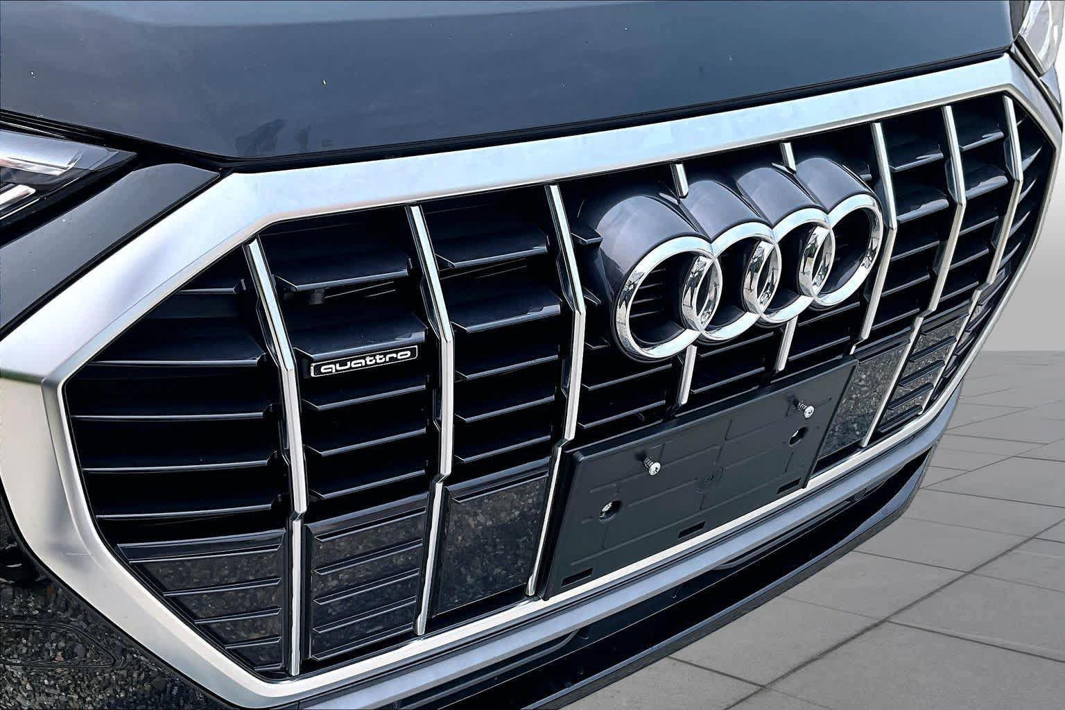 Used 2025 Audi Q3 2.0T Premium AWD/4WD image 30