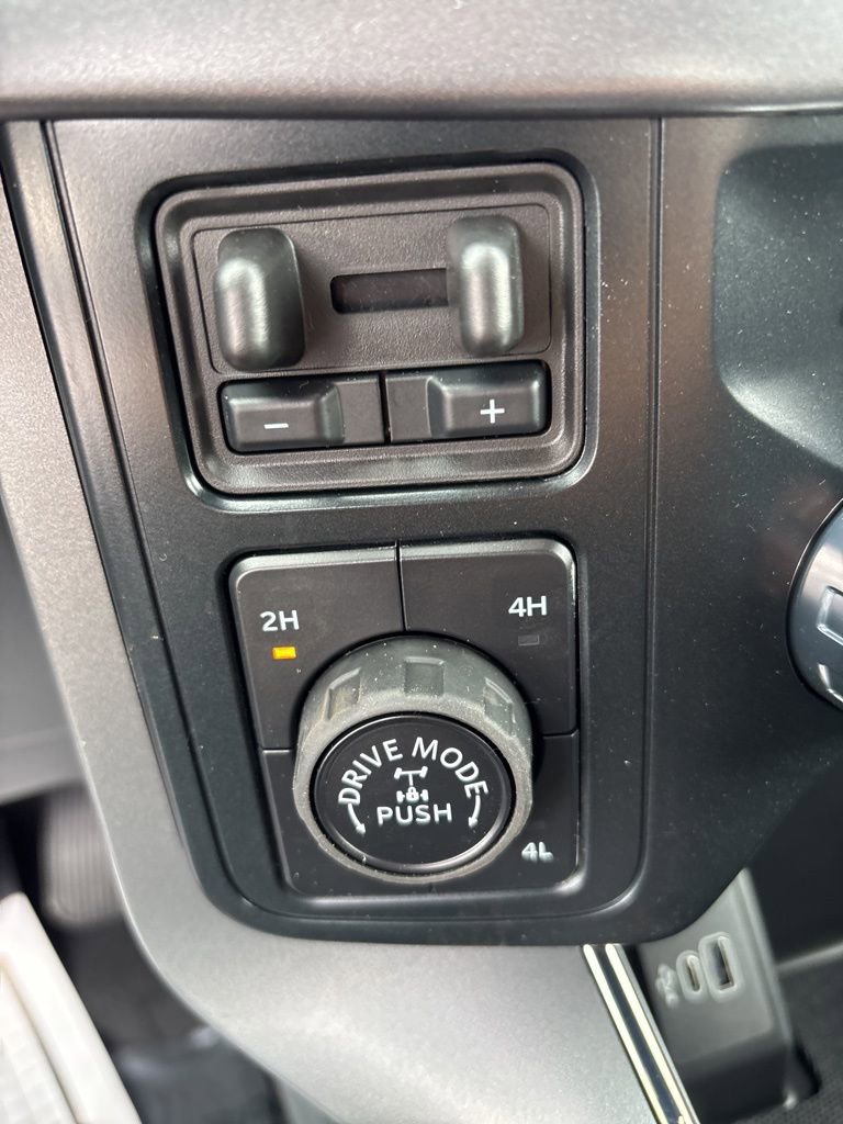 New 2025 Ford F150 XLT w/ Equipment Group 302A MID image 21