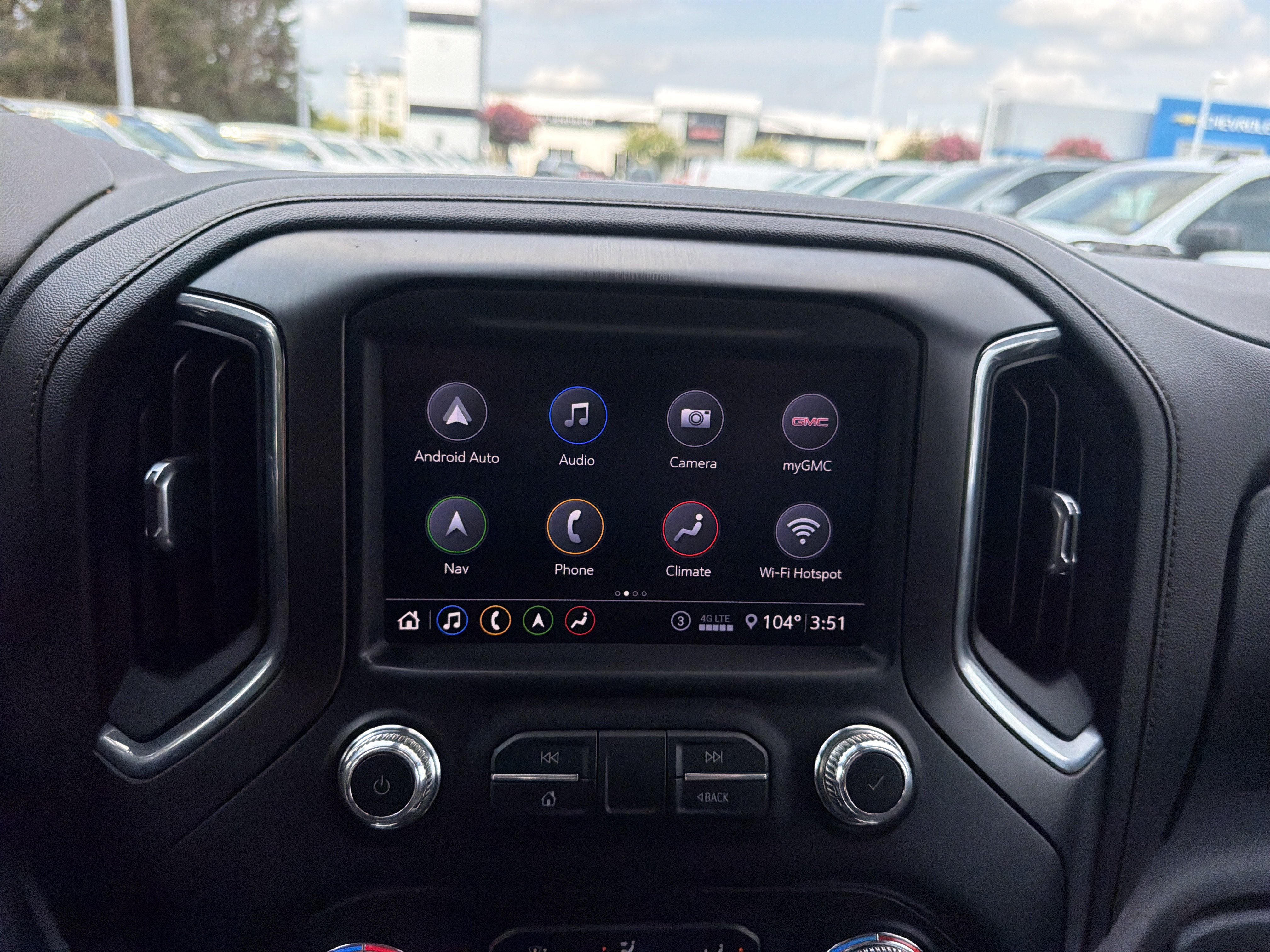 Used 2020 GMC Sierra 1500 AT4 w/ AT4 Premium Package AWD/4WD image 23
