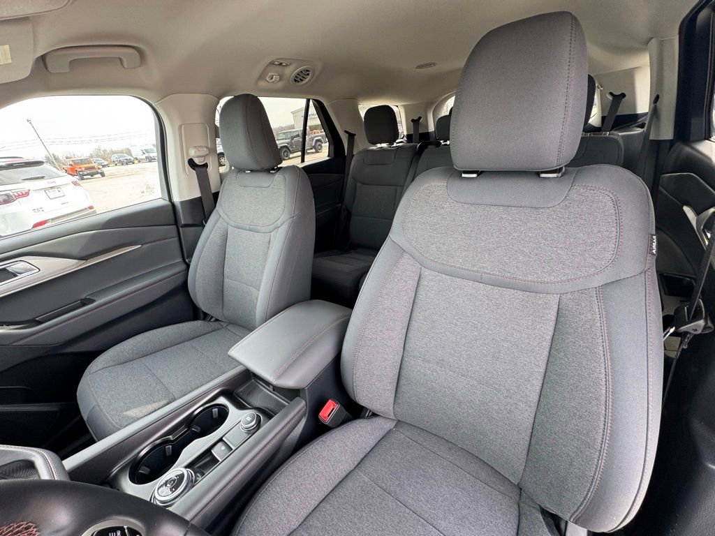 Used 2025 Ford Explorer Active image 21