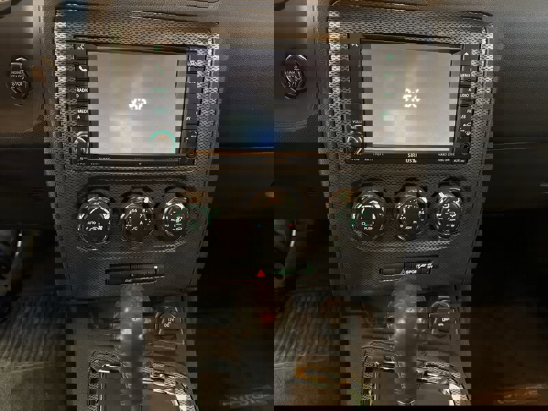 Used 2014 Dodge Challenger R/T image 15