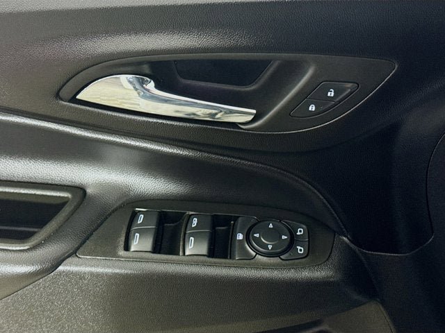 Used 2024 Chevrolet Equinox LT AWD/4WD image 15