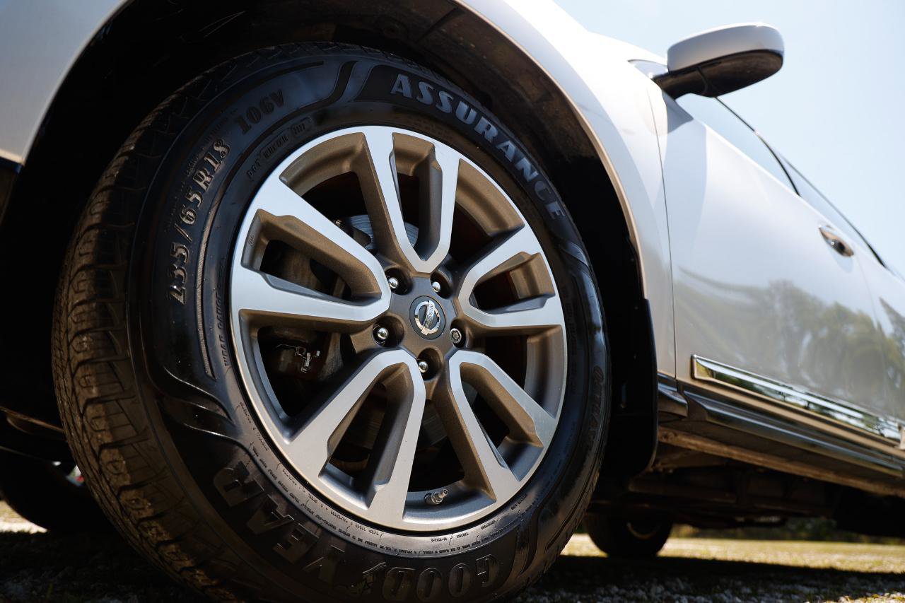 Used 2013 Nissan Pathfinder SL w/ SL Premium Pkg image 32