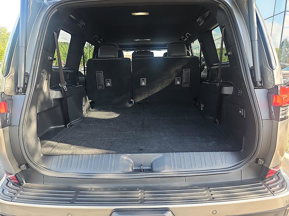 Used 2024 Lexus GX 550 w/ Accessory Package (2T) AWD/4WD image 34