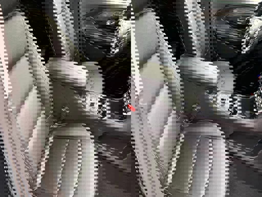 Used 2024 GMC Terrain SLT w/ Infotainment Package II AWD/4WD image 19