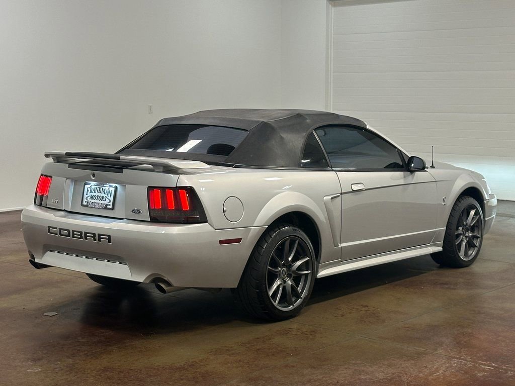 Used 2001 Ford Mustang Cobra image 4