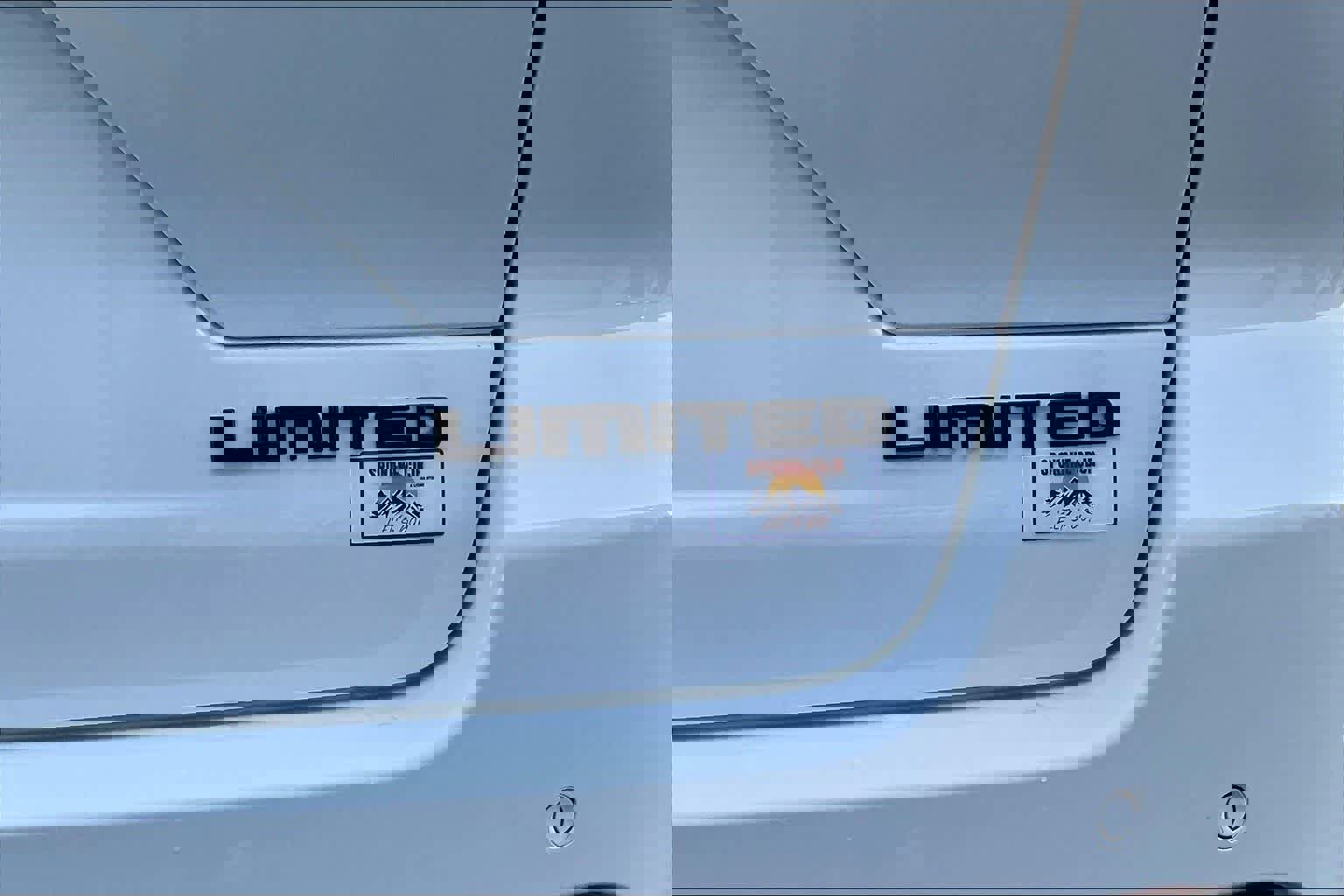 New 2025 Jeep Grand Cherokee Limited w/ Luxury Tech Group II image 7