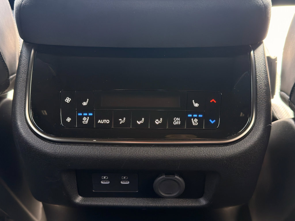 Used 2025 INFINITI QX80 Autograph image 25