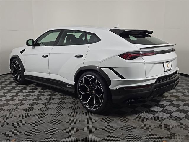 Used 2024 Lamborghini Urus Performante image 3