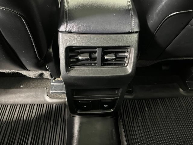 Used 2019 Ford Edge SEL w/ Equipment Group 201A AWD/4WD image 40