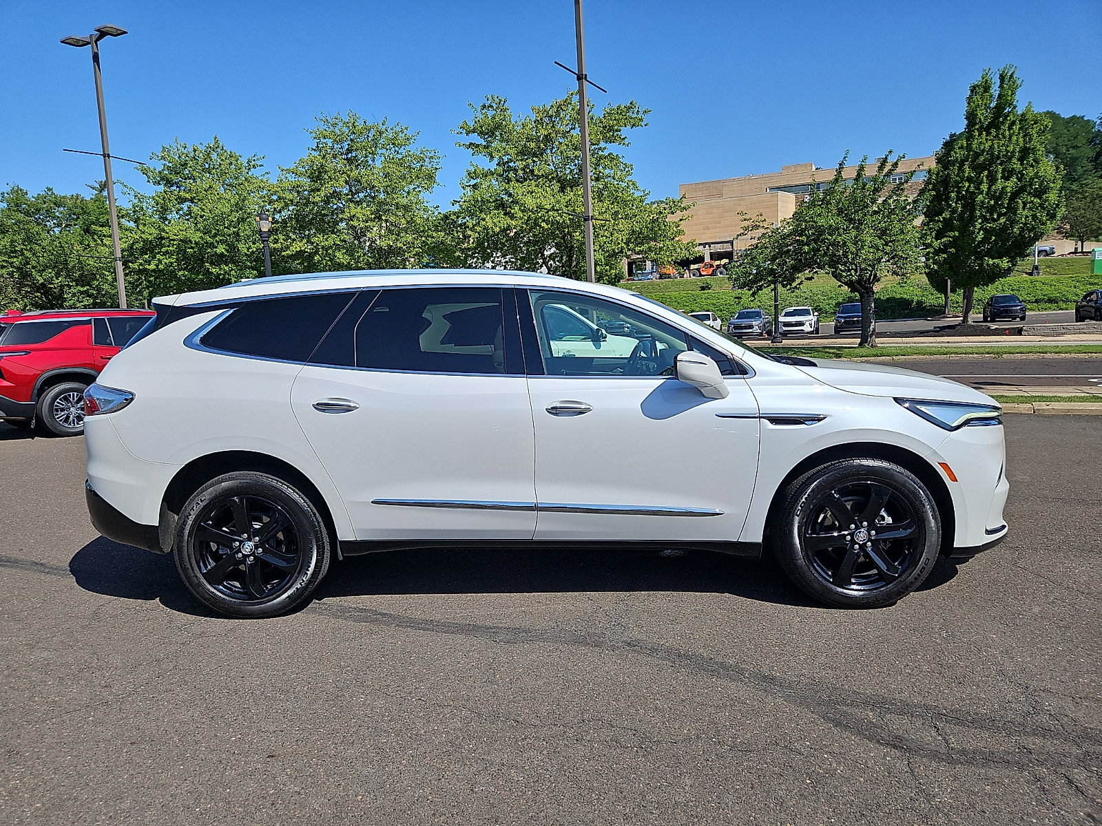 Used 2023 Buick Enclave Essence w/ Experience Buick Package AWD/4WD image 7
