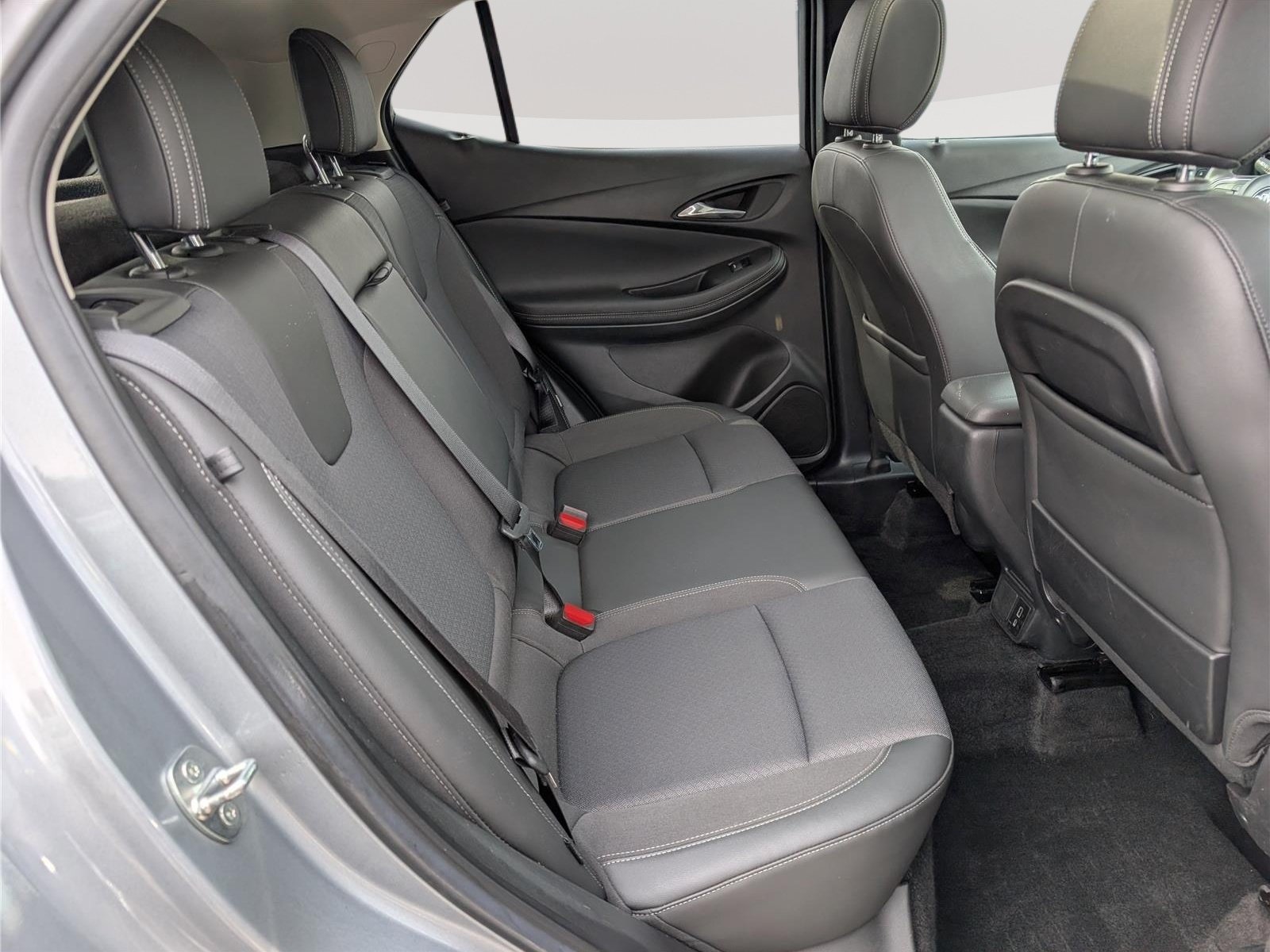 Used 2023 Buick Encore GX Select w/ Experience Buick Package AWD/4WD image 13