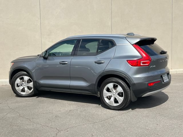 Used 2019 Volvo XC40 T5 Momentum AWD/4WD image 6