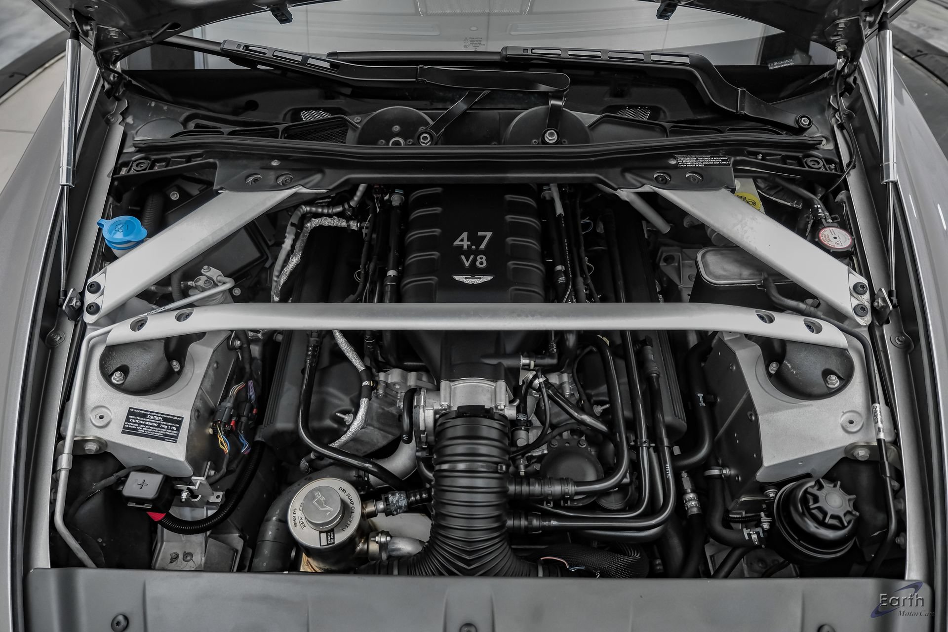 Used 2014 Aston Martin V8 Vantage S RWD image 4