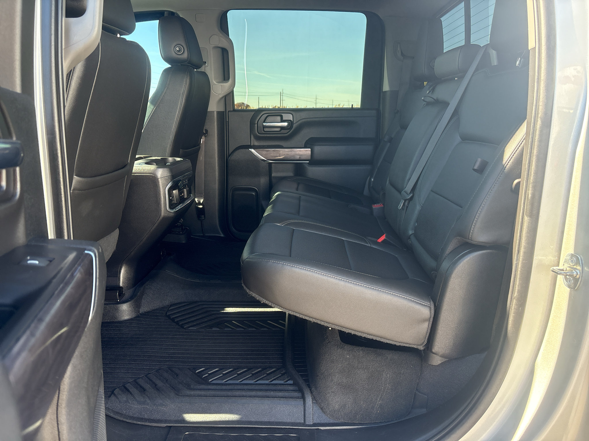 Used 2020 Chevrolet Silverado 2500 LTZ w/ LTZ Plus Package AWD/4WD image 27