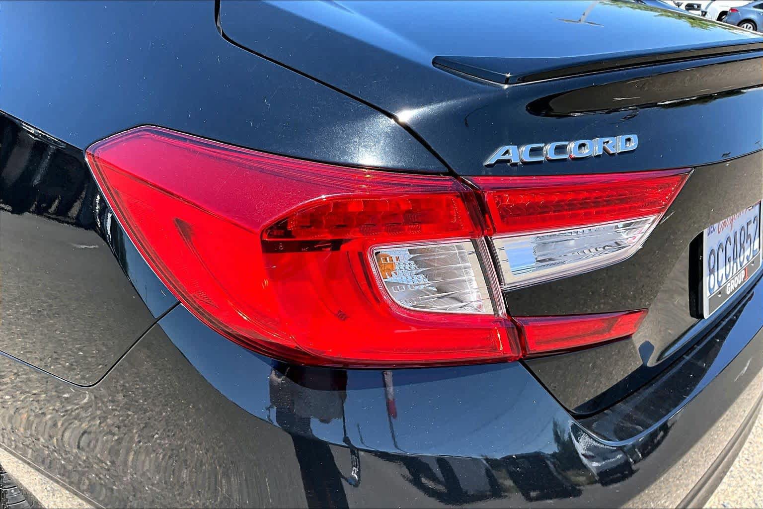 Used 2018 Honda Accord Sport image 28
