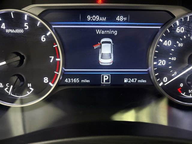 Used 2023 Nissan Sentra SR w/ SR Premium Package image 25