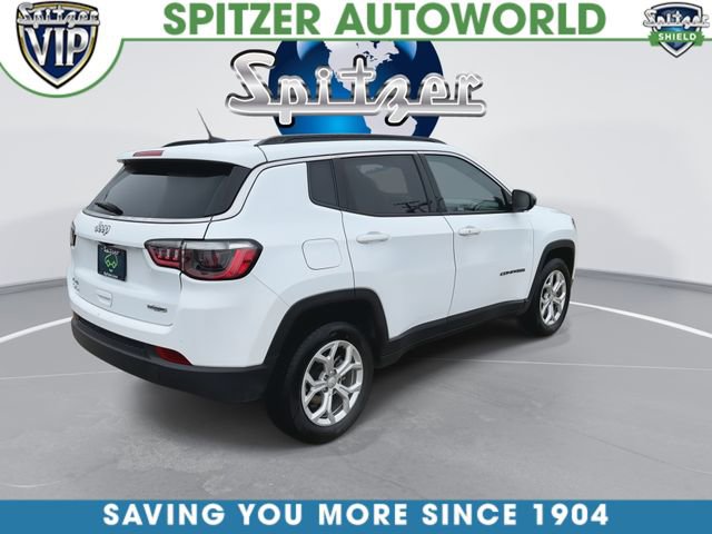 Used 2024 Jeep Compass Latitude image 9