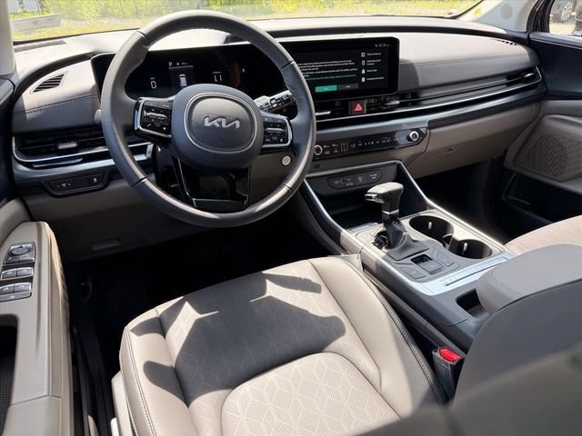 New 2026 Kia Carnival FWD image 7
