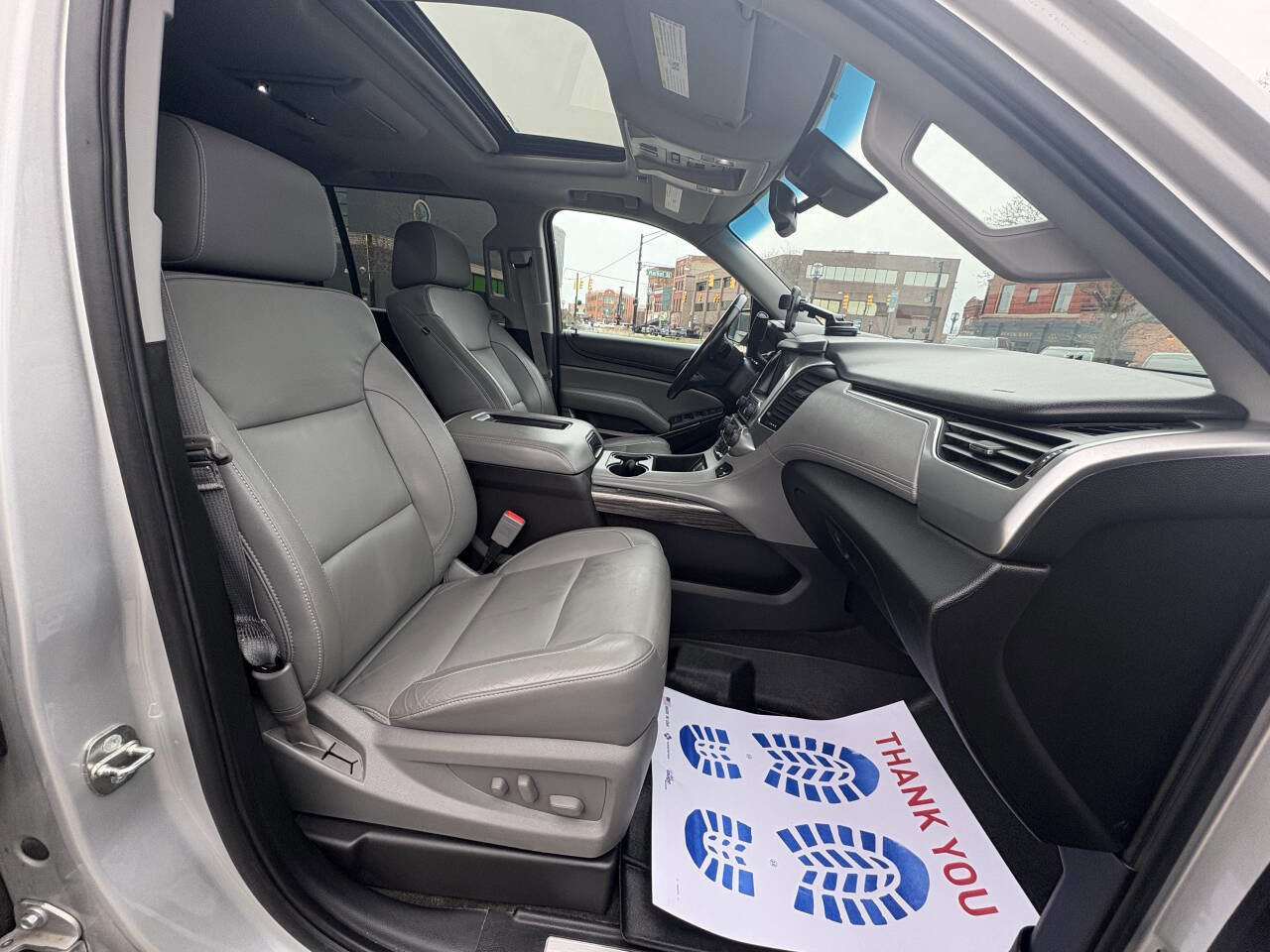 Used 2016 Chevrolet Suburban LT image 24