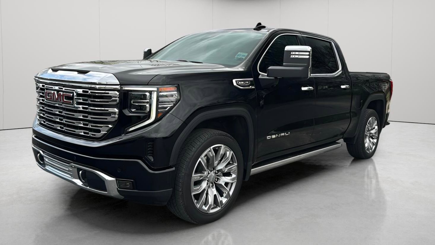 Used 2024 GMC Sierra 1500 Denali w/ Denali Reserve Package image 11