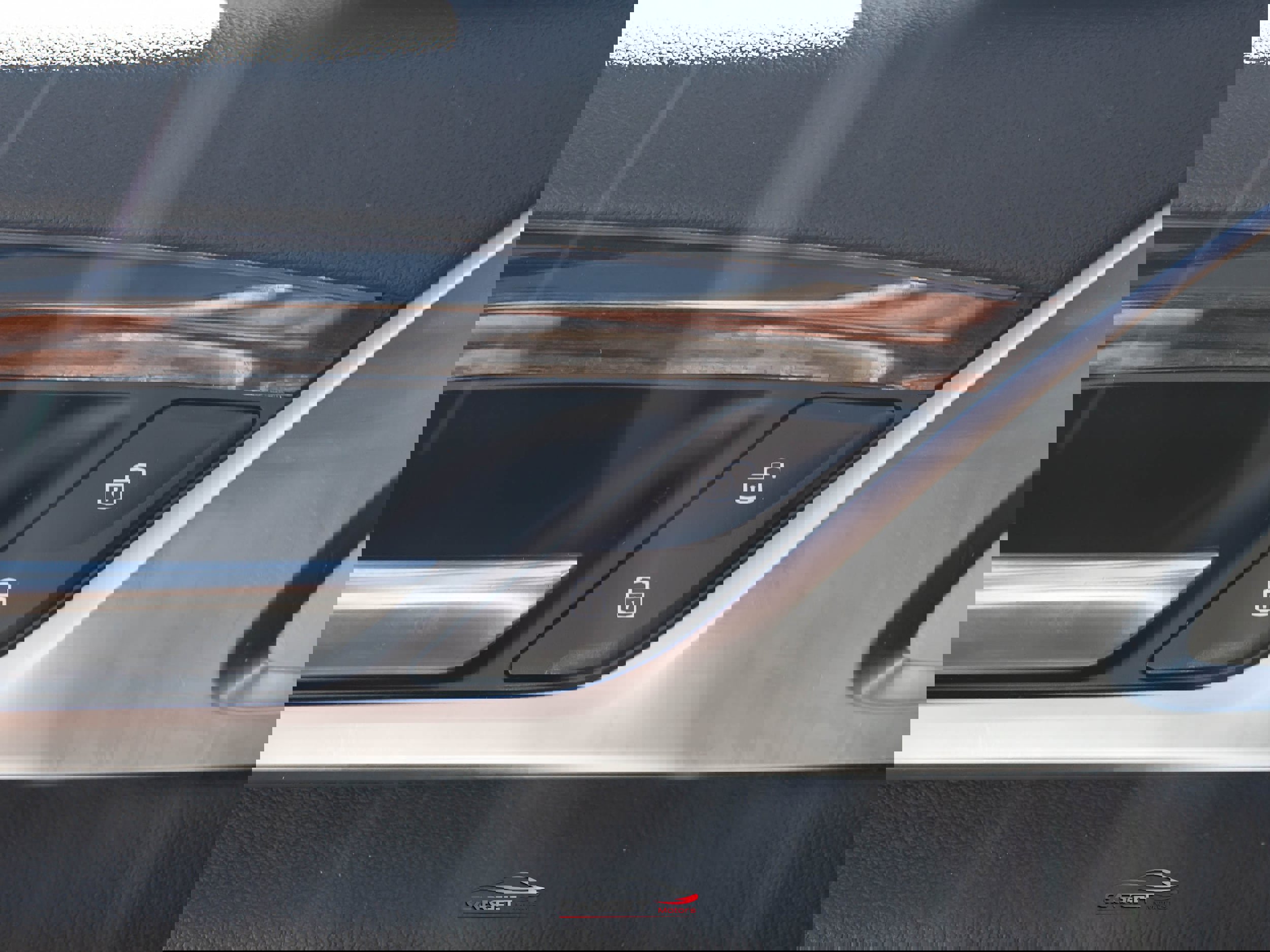 Used 2018 BMW 530i xDrive w/ Premium Package image 41