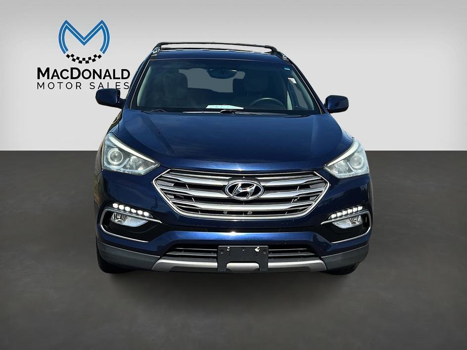 Used 2017 Hyundai Santa Fe Sport FWD image 2