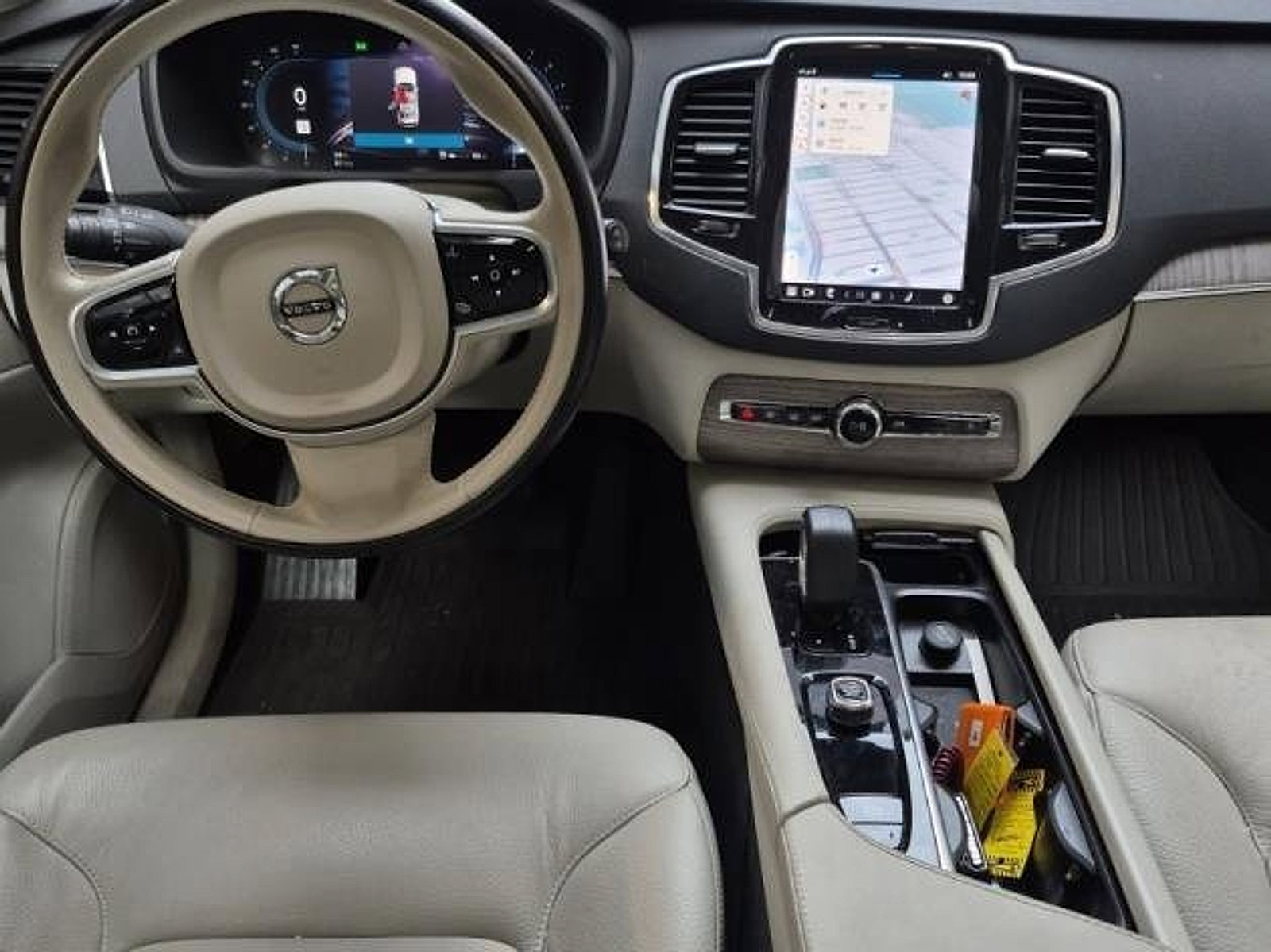 Certified 2023 Volvo XC90 B6 Plus w/ Protection Package Premier image 10