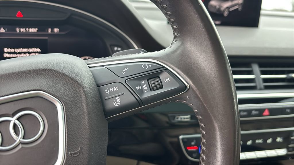 Used 2018 Audi Q7 3.0T Premium Plus w/ Premium Plus Package image 18