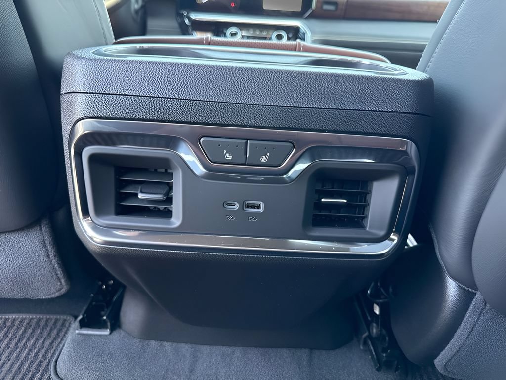 New 2026 GMC Sierra 2500 Denali Ultimate AWD/4WD image 14