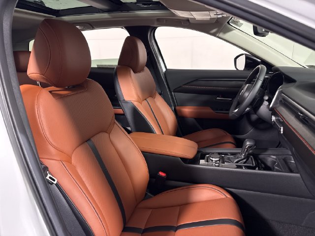 Certified 2026 MAZDA CX-50 AWD 2.5 S w/ Accent Package image 14