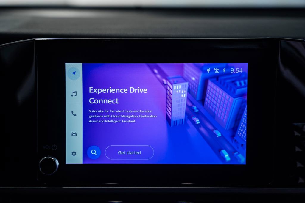 Used 2025 Toyota Camry SE image 19