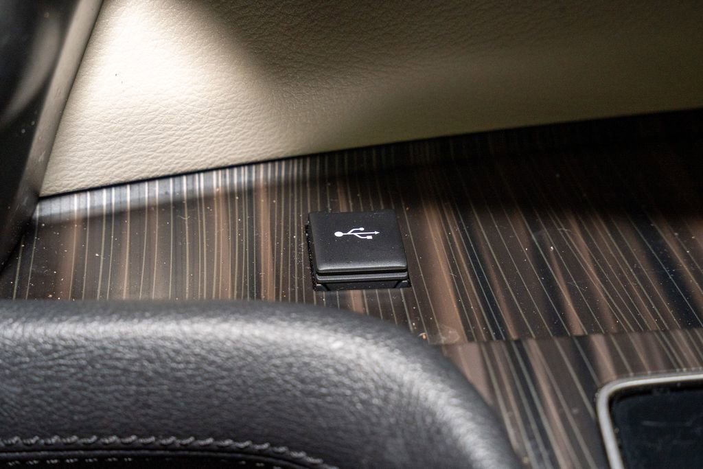 Used 2022 Toyota Sienna Platinum image 18