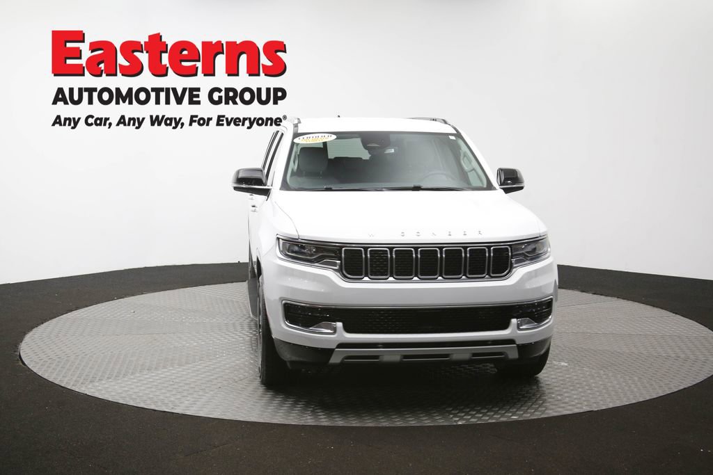 Used 2024 Jeep Wagoneer L Series II w/ Flexible Seating Group RWD image 55