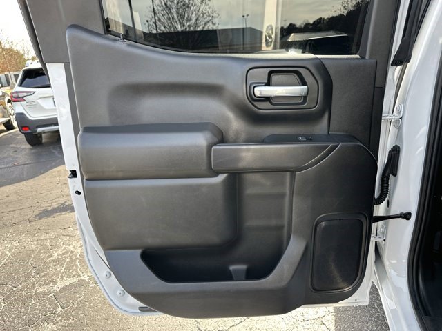 Certified 2023 Chevrolet Silverado 1500 Custom image 23