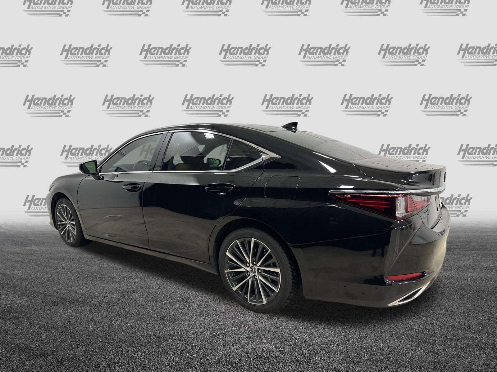 Certified 2025 Lexus ES 350 w/ Premium Package FWD image 8