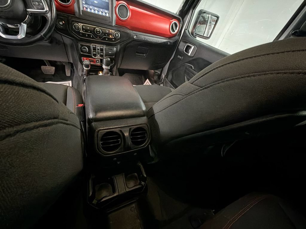 Used 2020 Jeep Wrangler Unlimited Rubicon w/ Cold Weather Group AWD/4WD image 20