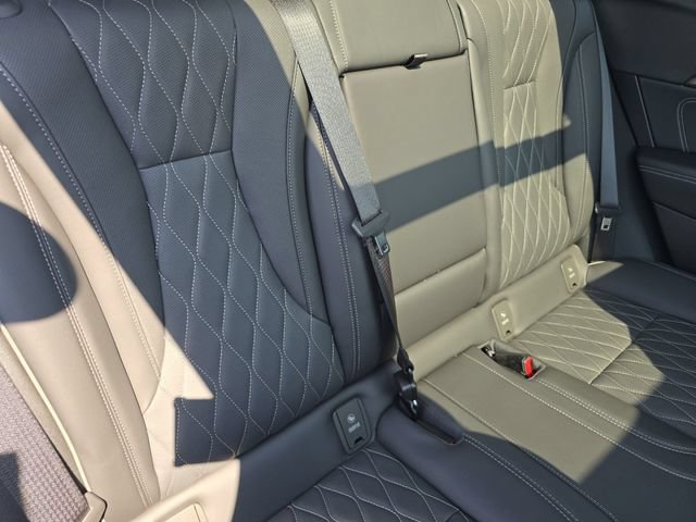 Used 2023 Buick Envision Avenir AWD/4WD image 21