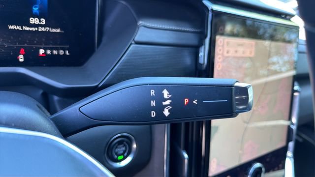 Used 2025 GMC Acadia Elevation FWD image 29