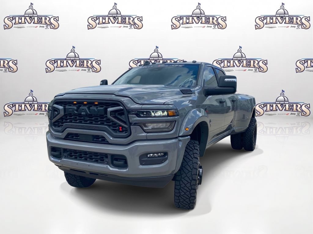 New 2026 RAM 3500 Big Horn AWD/4WD image 3