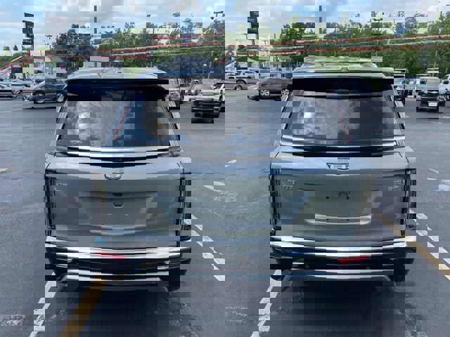 New 2026 Cadillac Vistiq Luxury image 7