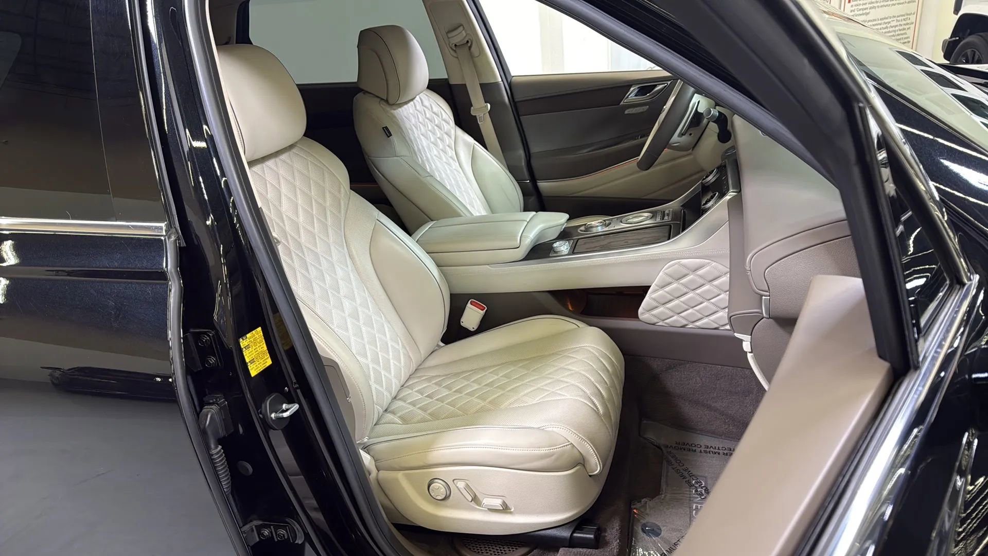 Used 2022 Genesis GV80 3.5T w/ Prestige Package 07 image 15