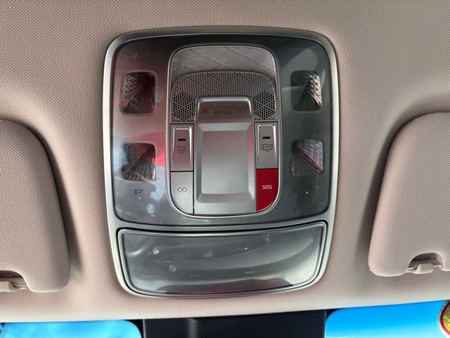 Used 2025 Genesis GV70 2.5T image 25