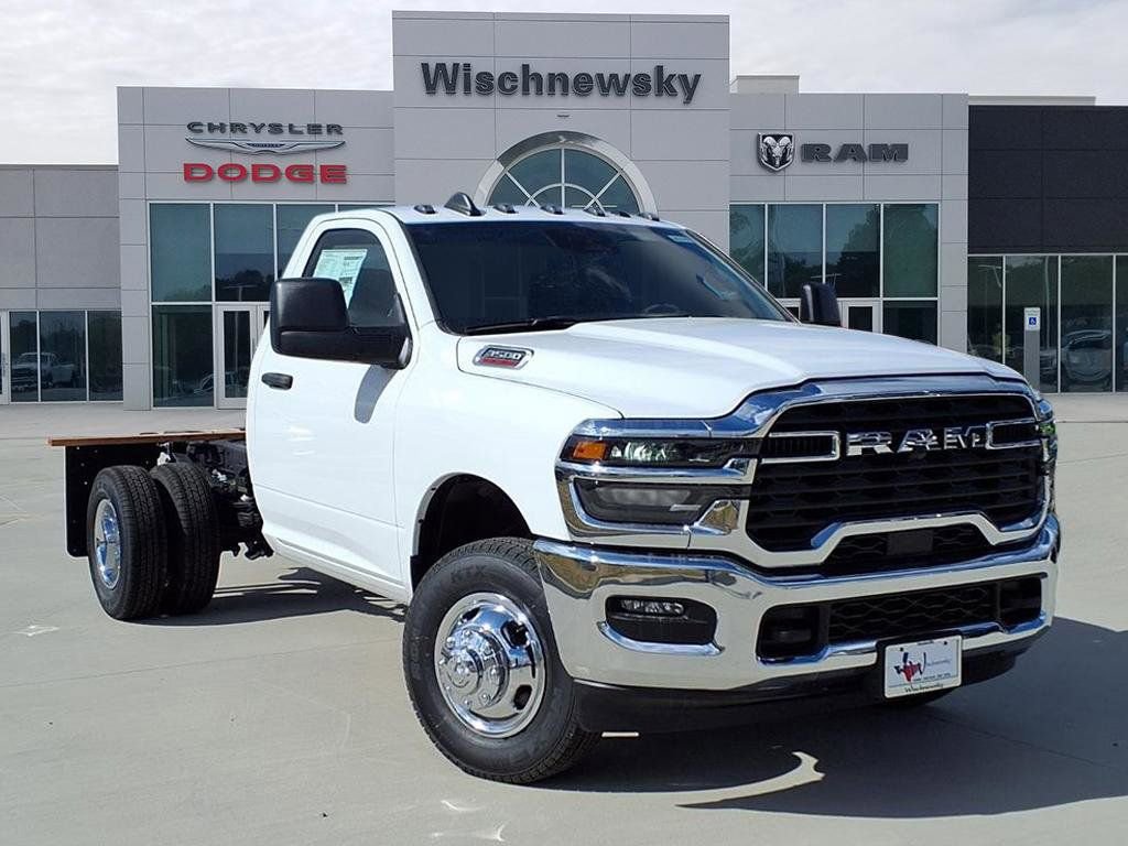 New 2026 RAM 3500 Tradesman w/ Chrome Appearance Group A
