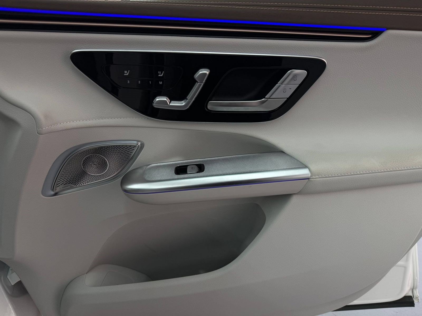 Certified 2023 Mercedes-Benz EQE 350+ SUV image 28