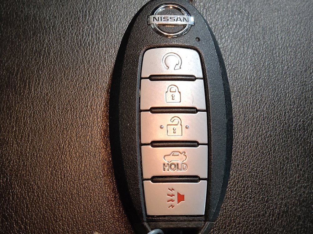 Used 2020 Nissan Sentra SR FWD image 32