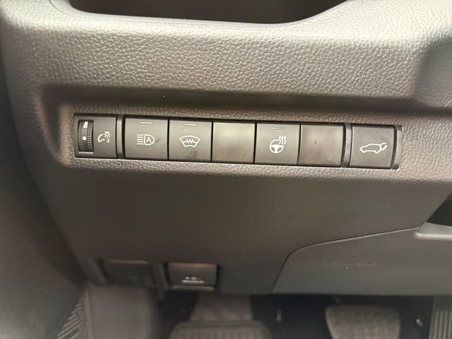 Used 2023 Toyota RAV4 XLE w/ Convenience Package AWD/4WD image 16