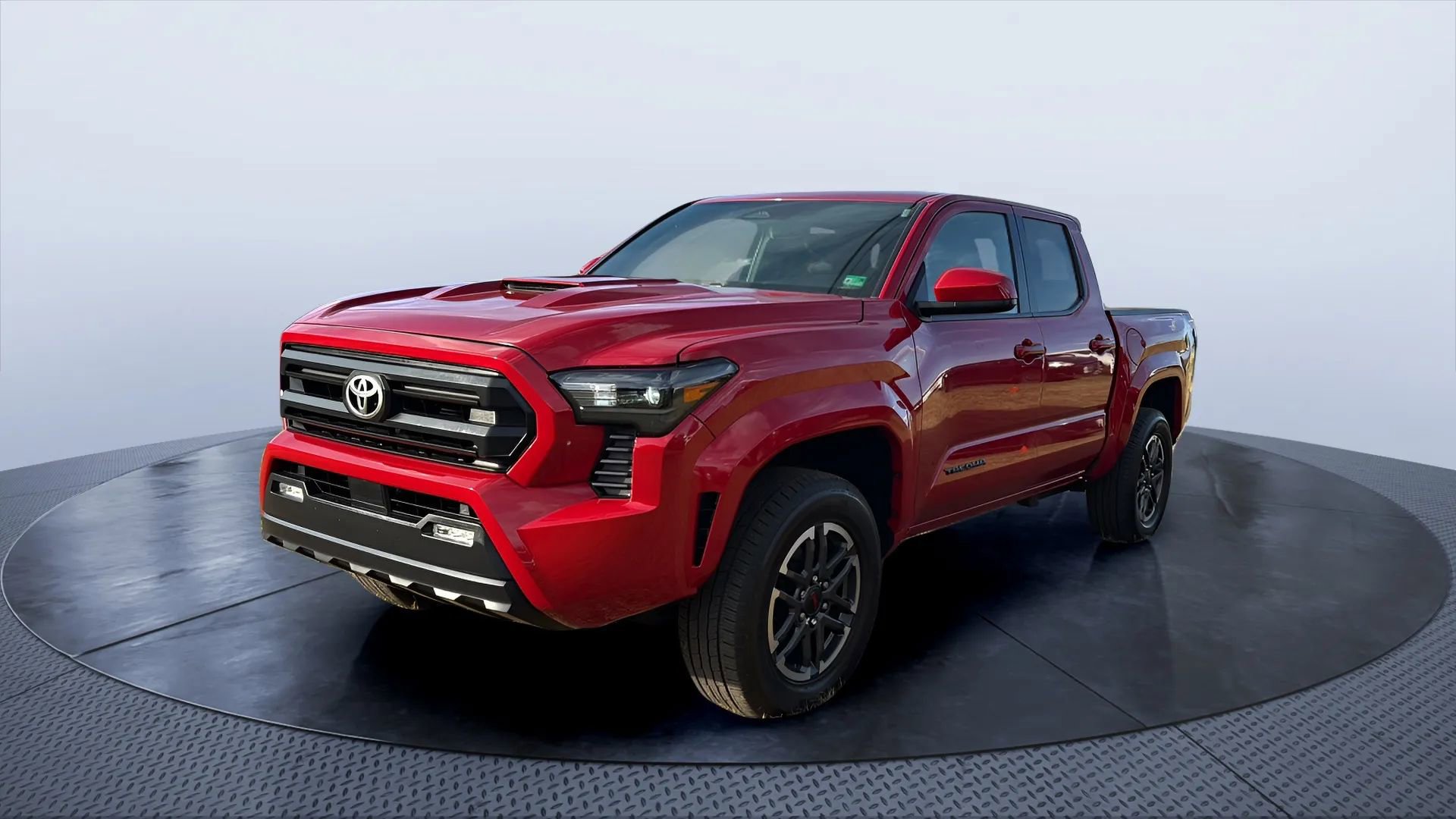 Used 2024 Toyota Tacoma SR5 image 1