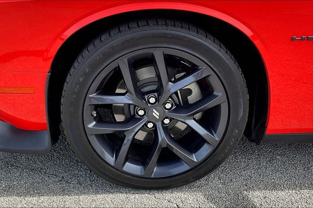 Used 2022 Dodge Challenger R/T w/ Blacktop Package image 28